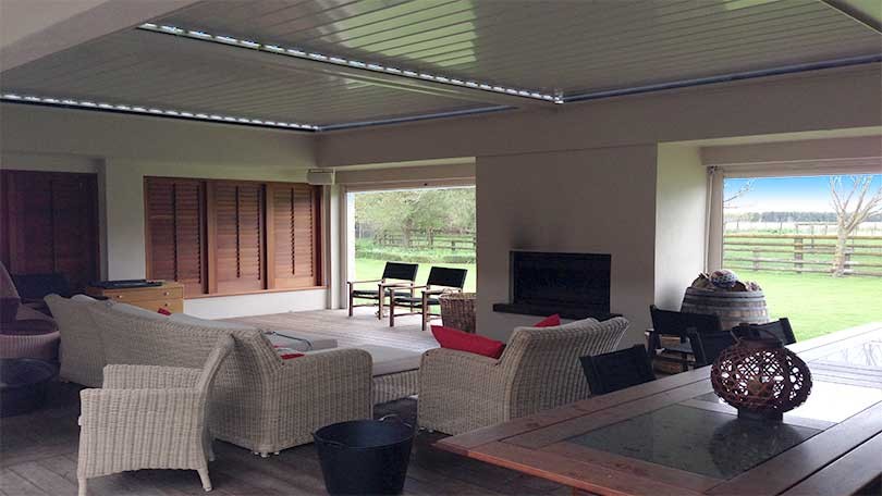 Outdoor entertaing area Paki-Paki